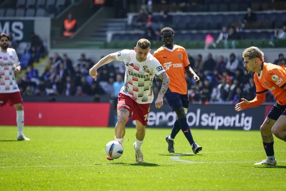 nhan-dinh-soi-keo-basaksehir-vs-gaziantep-luc-21h00-ngay-22-12-20250-1